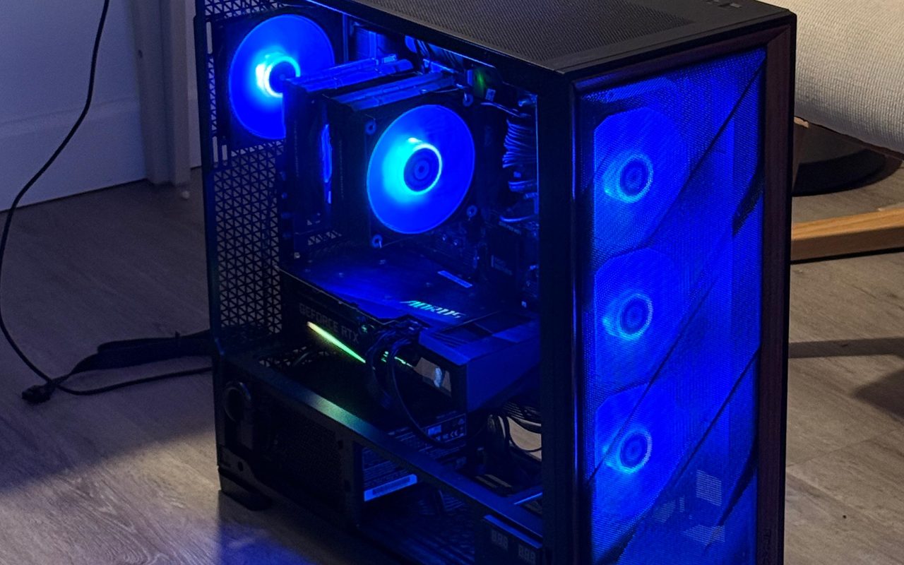 Micro-ATX Gaming — product photo 1 of 1